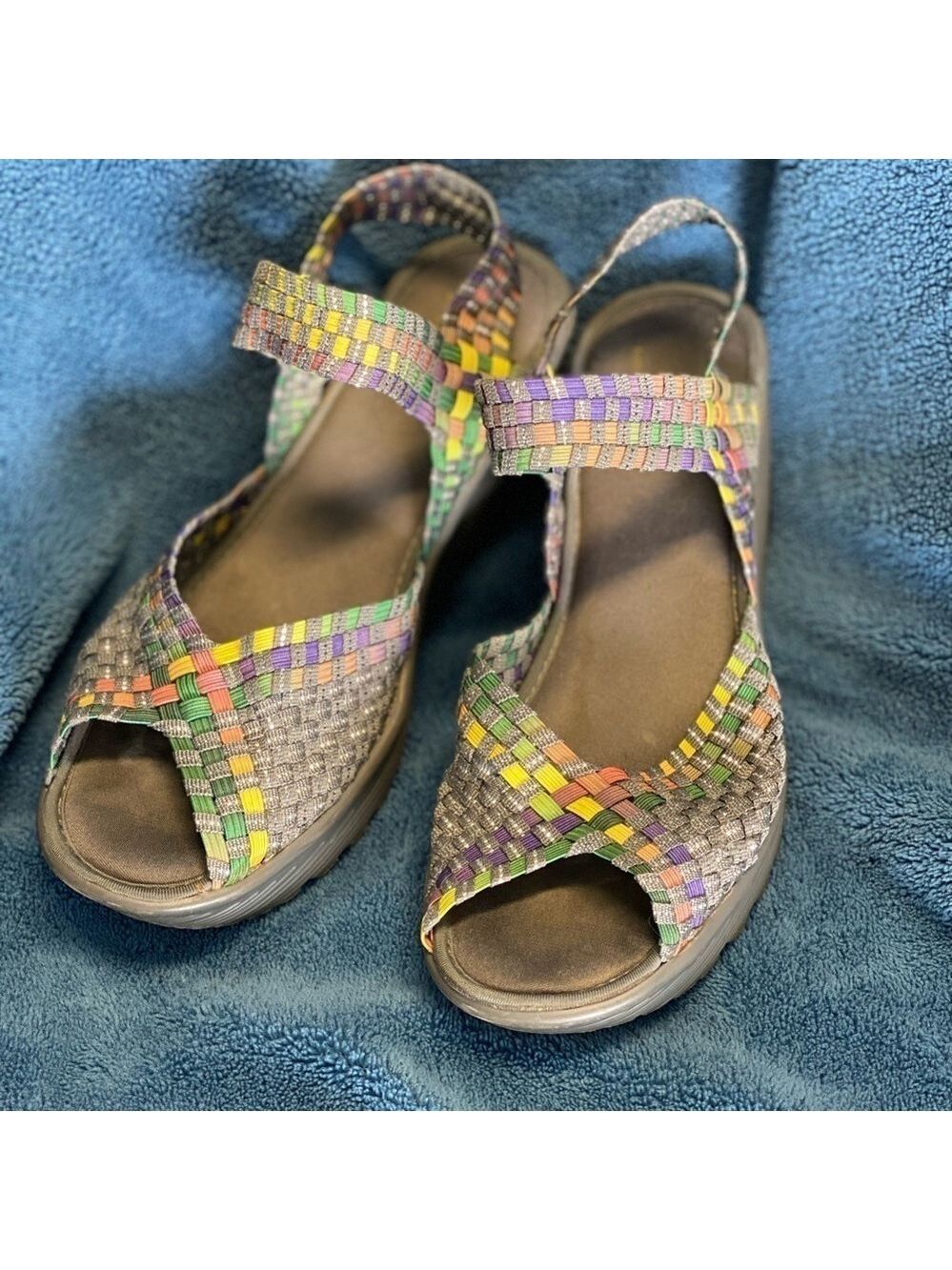 Memory Foam woven Wedge platform shoes size 8. Comfortable!  EUC Slip on